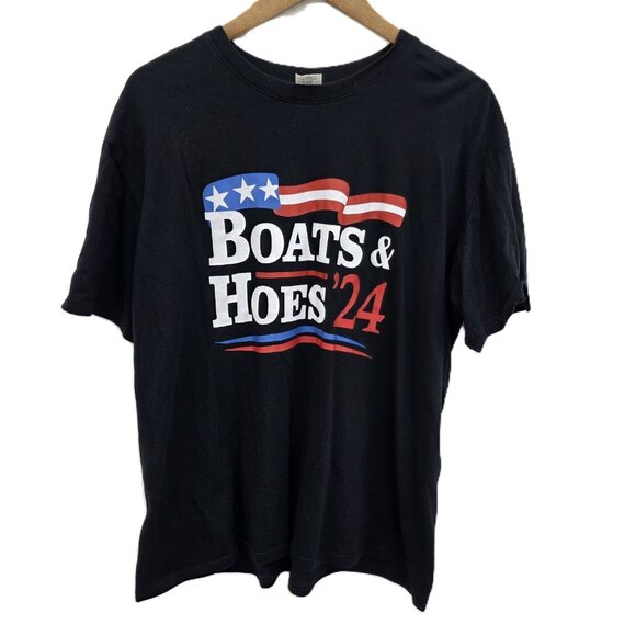 Boats & Hoes '24 Graphic T-Shirt Black Step Brothers Mens Size L Funny Patriotic - Picture 1 of 10